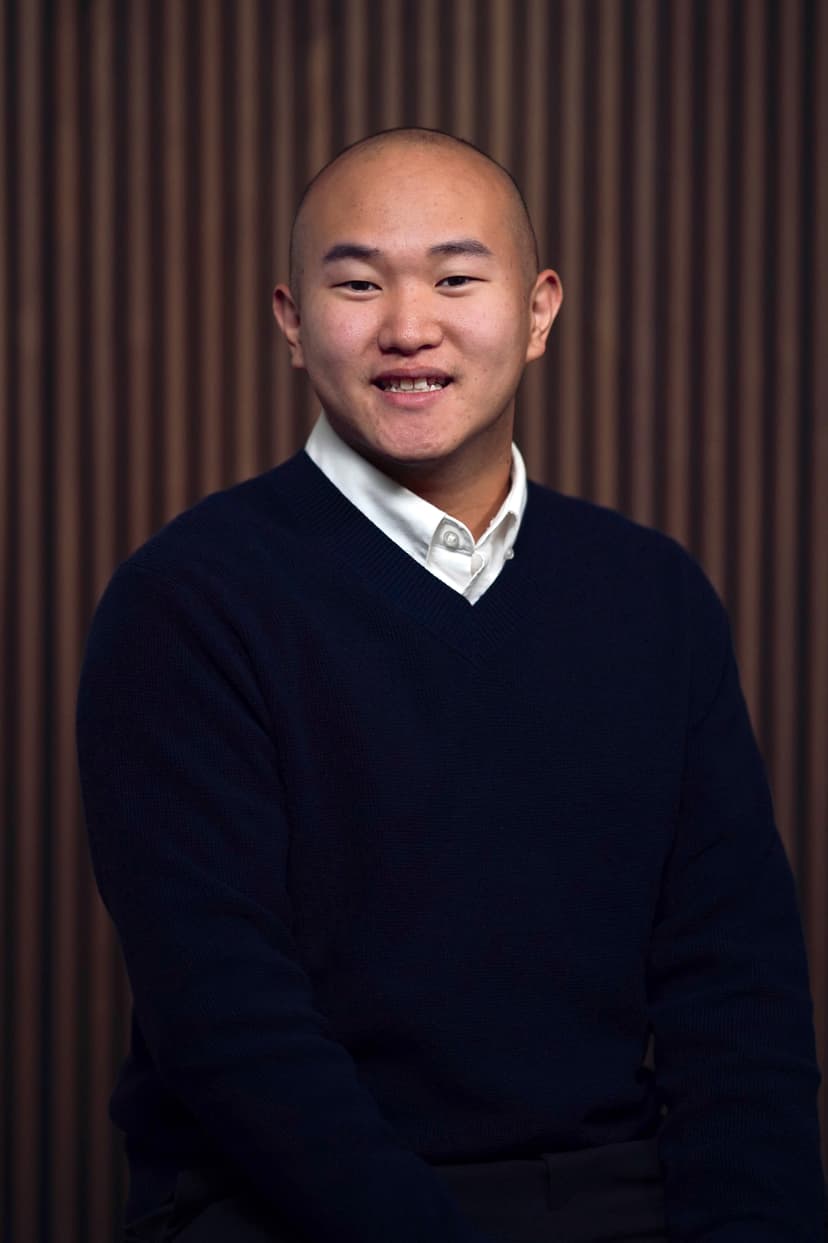 Image of John Lee